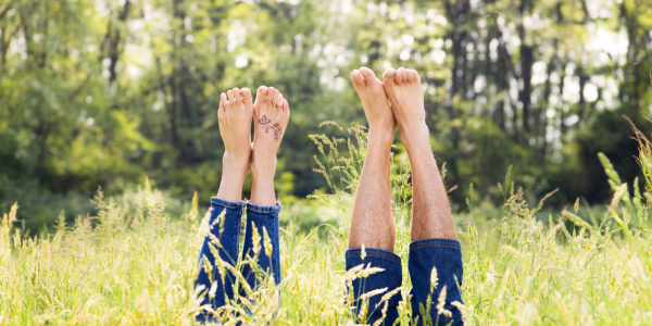 Frühlingserwachen für Ihre Füße: Mit Energie und Leichtigkeit durch die Saison